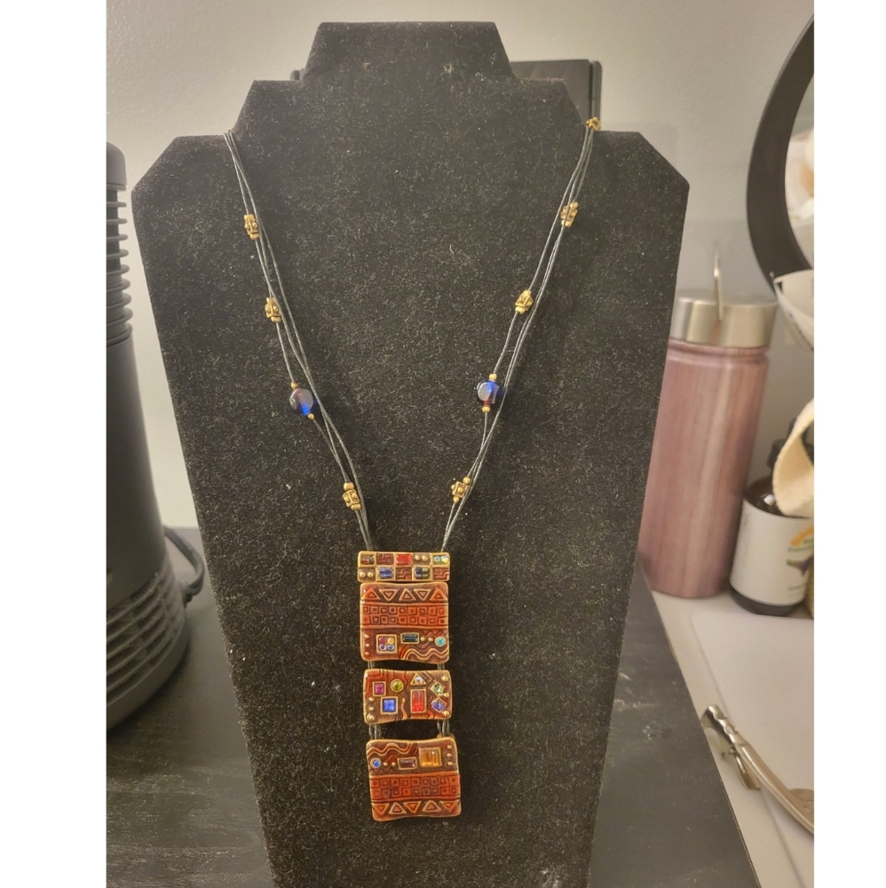 Metal Bejewled Pendant Necklace